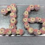 16 cupcake